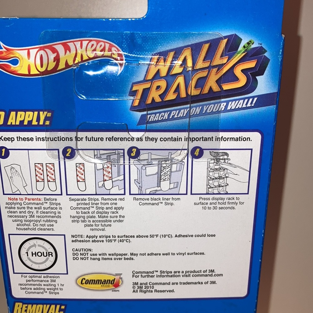 Hot Wheels Display Rack Wall Tracks - Picture 4 of 8